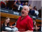 Závěrečná 8 - 353